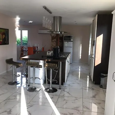 Shamina Piscine Sauna 3 Bedrooms Villa *